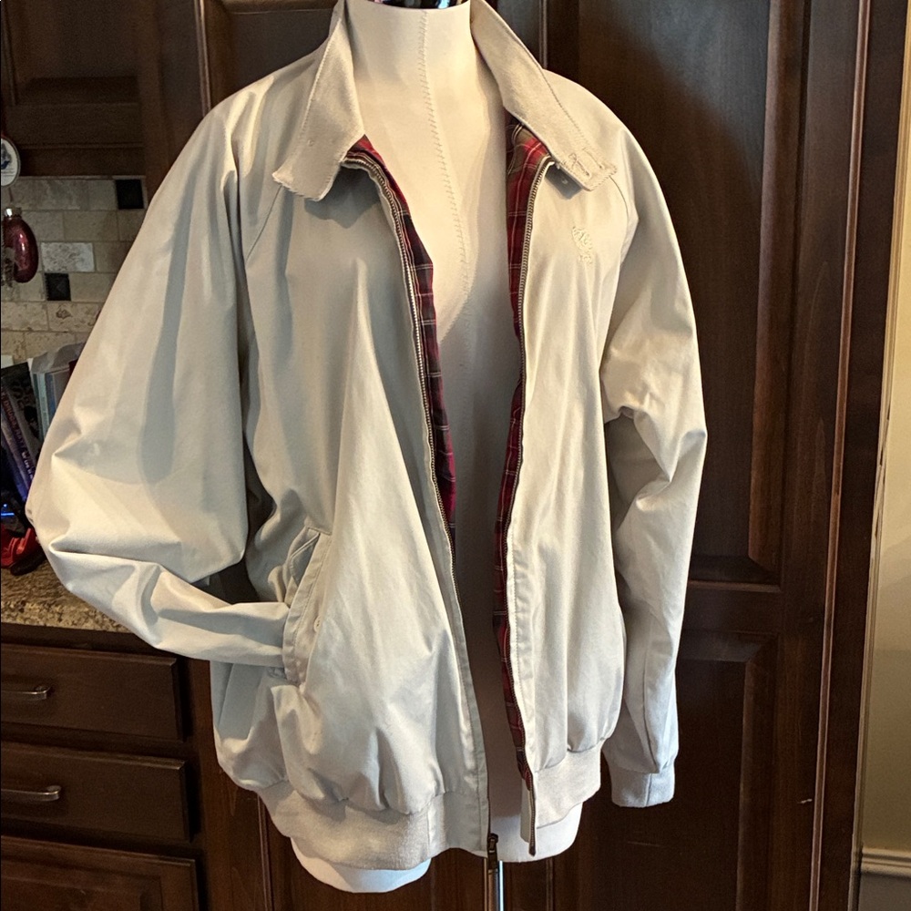 Izod Beige Jacket with Red Plaid Lining XL great condition